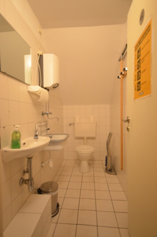Gewerbefläche in zentraler Lage von Ihlowerfehn – diverse Nutzungsmöglichkeiten - Personal-WC (35094)