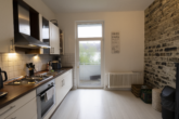 Küche - Renovierte Oberwohnung mit Balkon in alter Stadtvilla von Emden