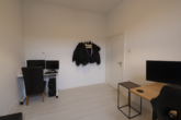 Schlafzimmer/Büro - Renovierte Oberwohnung mit Balkon in alter Stadtvilla von Emden