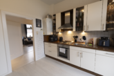 Küche - Renovierte Oberwohnung mit Balkon in alter Stadtvilla von Emden