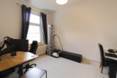 Schlafzimmer/Büro - Renovierte Oberwohnung mit Balkon in alter Stadtvilla von Emden