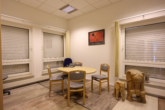 Repräsentative Gewerbeimmobilie mit Entwicklungspotenzial nahe Klinikneubau & Gewerbepark! - Aufenthaltsraum EG
