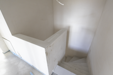 Neubau Doppelhaushälfte in ruhiger Sackgassenlage in Warsingsfehn - Treppenaufgang (42809)