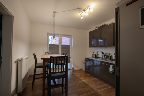 Attraktive Doppelhaushälfte in begehrter Lage von Wittmund - Küche (34807)