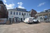 Sanierte 2-Zimmer-Wohnung direkt am Auricher Marktplatz! - Außenansicht