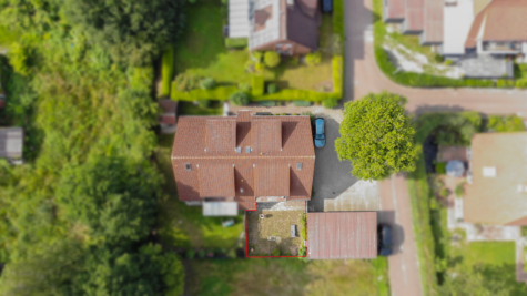 Kapitalanleger aufgepasst – vermietete Erdgeschosswohnung in einem 4-Familienhaus in Aurich-Walle! - Gebäudeaufsicht - Drohne (35083)