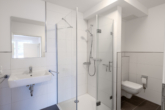 Badezimmer - Helle 2-Zimmer-Wohnung in Top-Zustand – direkt im Herzen der Stadt
