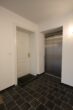 Charmante 2-Zimmerwohnung in einer Neubau-Villa mit Tiefgarage in zentraler Lage von Aurich - Eingang zur Wohnung