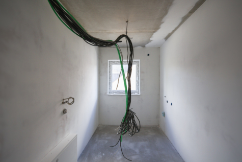 Neubau: Lichtdurchflutete 2-Zimmer-Wohnung im 1. Obergeschoss mit Aufzug - Hauswirtschaftsraum (40421)