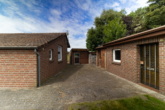 Nebengebäude, Werkstatt und Fahrradschuppen - Gepflegtes Einfamilienhaus mit Nebengebäuden und großem Garten in Moormerland-Hatshausen
