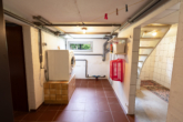 Keller - Gepflegtes Einfamilienhaus mit Nebengebäuden und großem Garten in Moormerland-Hatshausen