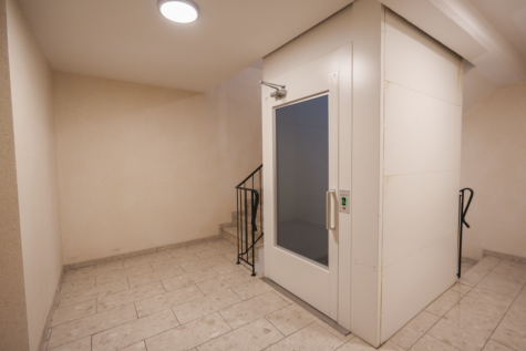 Wohnen in der Wittmunder Innenstadt – 1. Obergeschoss mit Aufzug - Flur (40971)