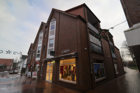 Wohnen in der Wittmunder Innenstadt – 1. Obergeschoss mit Aufzug - Außenansicht (40972)