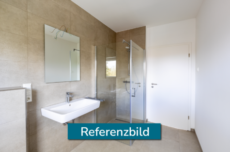 Stilvolle 3-Zimmer-Wohnung im Neubau, 1. OG – Aufzug, Balkon & Ortskernlage - Referenzbild (42867)