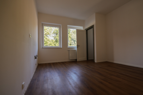 Renovierte Doppelhaushälfte in zentraler Wohnlage von Aurich! - Küche (39824)