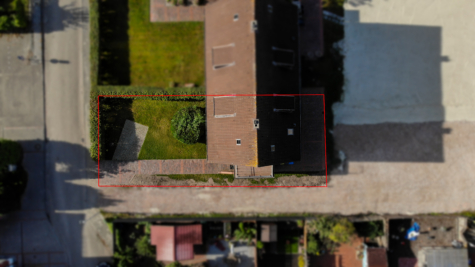 Renovierte Doppelhaushälfte in zentraler Wohnlage von Aurich! - Garten (39839)