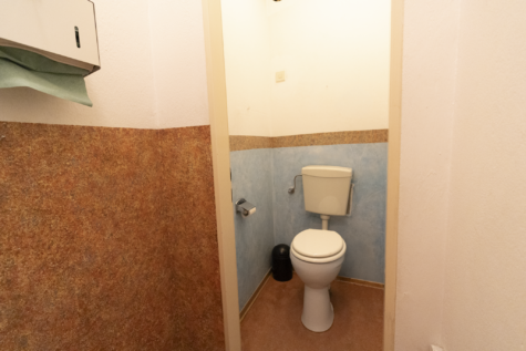 Zentrale Gewerbefläche mit verschiedenen Nutzungsmöglichkeiten - WC (42960)