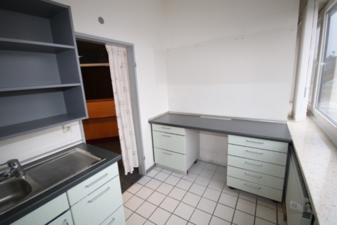 Praxisfläche in Zentrumslage in 26802 Moormerland-Warsingsfehn - Labor (34924)