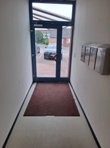 Praxisfläche in Zentrumslage in 26802 Moormerland-Warsingsfehn - Eingangsbereich im Erdgeschoss (34926)