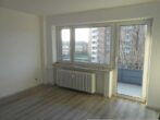 Gepflegte 2-Zimmer-Wohnung in zentraler Lage von Emden-Borssum - Wohnzimmer(1)