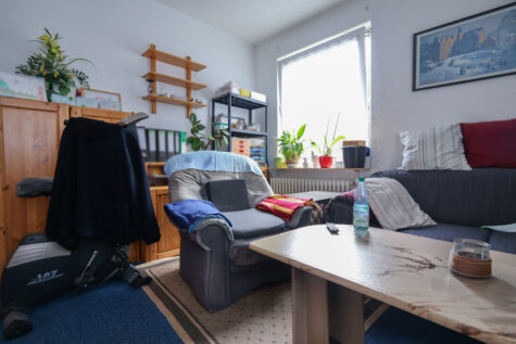 2-Zimmer-Wohnung in fußläufiger Nähe zur Auricher Innenstadt - Wohnzimmer (34042)