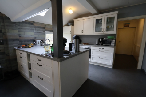 Naturliebhaber aufgepasst! Charmantes Einfamilienhaus in idyllischer Lage von Jheringsfehn - Einbauküche (34607)