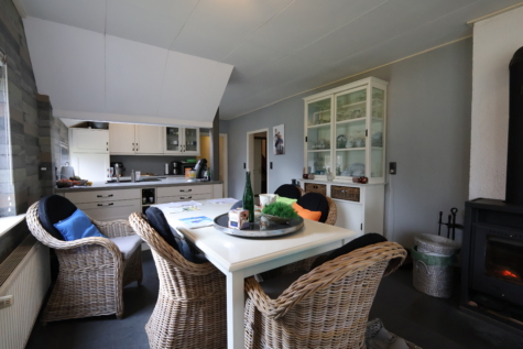 Naturliebhaber aufgepasst! Charmantes Einfamilienhaus in idyllischer Lage von Jheringsfehn - Koch-/Essbereich (34603)