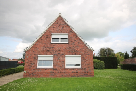 Neuer Preis! Einfamilienhaus mit Potenzial in Jemgum - Vorderansicht (35334)