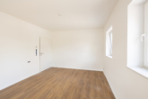 Schlafzimmer - Helle 2-Zimmer-Obergeschosswohnung – Neubau in Top-Zentrumslage