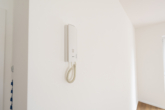 Gegensprechanlage - Helle 2-Zimmer-Obergeschosswohnung – Neubau in Top-Zentrumslage