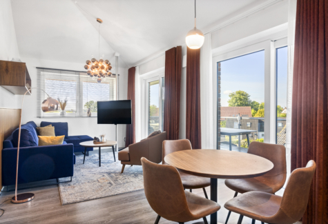 Voll ausgestattetes, luxuriöses Penthouse mit Urlaubsflair und Weitblick - Wohnen/Essen/Kochen (43017)
