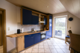 Küche - Gepflegte Dachgeschosswohnung mit traumhafter Aussicht in unmittelbarer Nähe zum Wolfsmeer