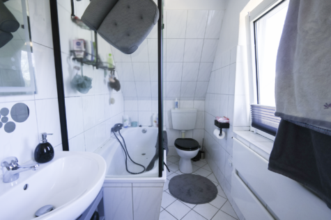 Einfamilienhaus in fußläufiger Entfernung zur Auricher Innenstadt - Badezimmer (42540)