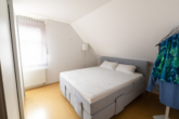 Gästezimmer - Attraktives Einfamilienhaus in idyllischer Lage von Moormerland-Jheringsfehn